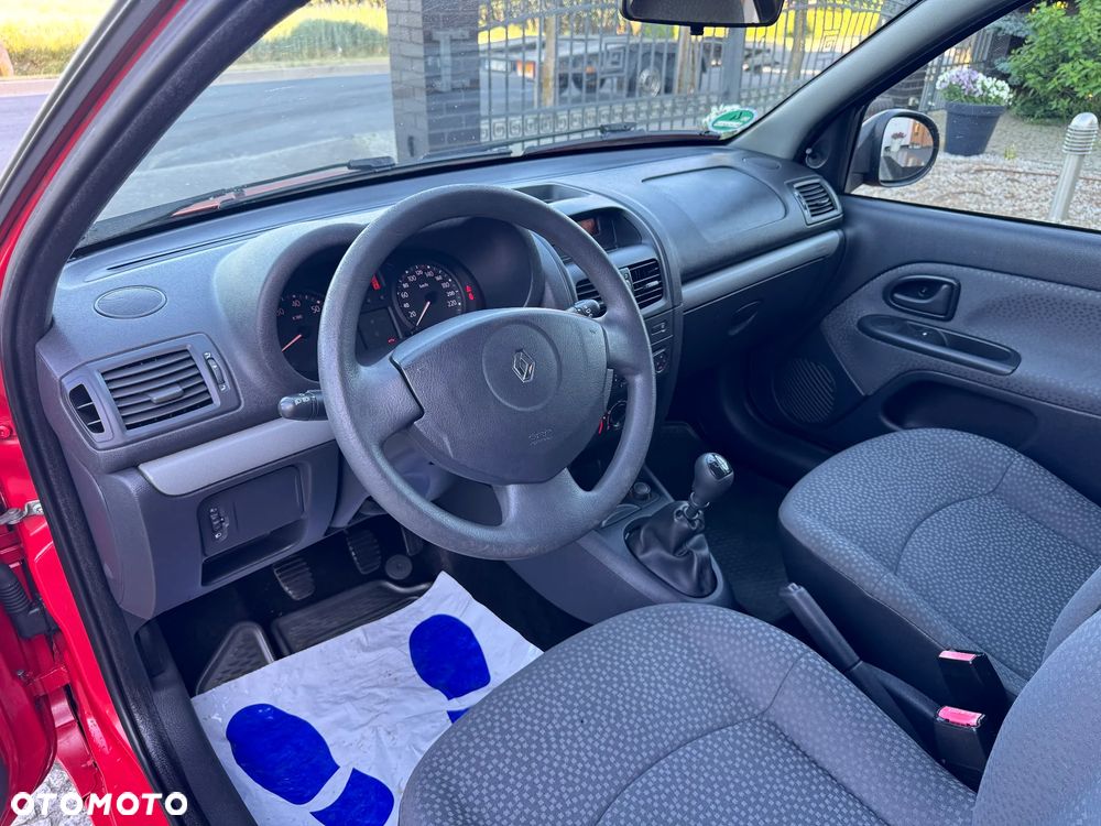 Renault Clio 1.2 Campus Authentique - 17