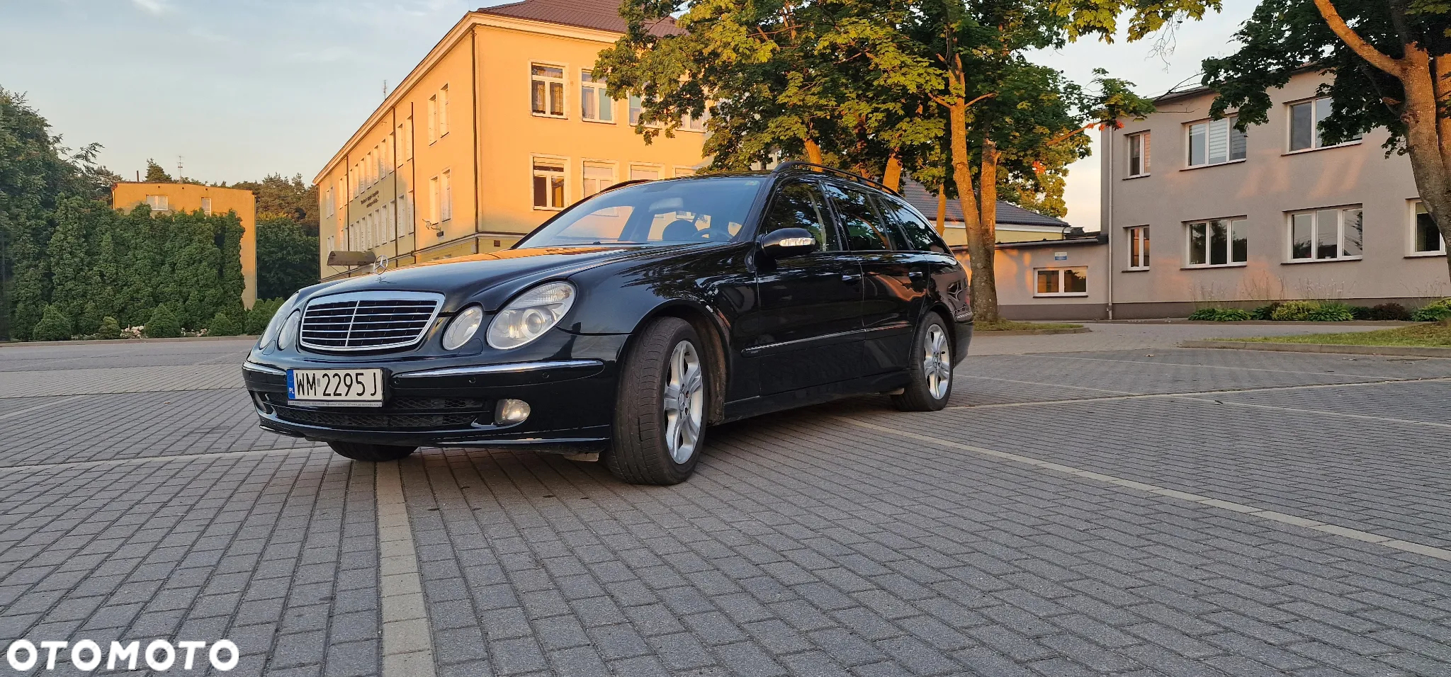 Mercedes-Benz Klasa E 320 CDI T Avantgarde - 2