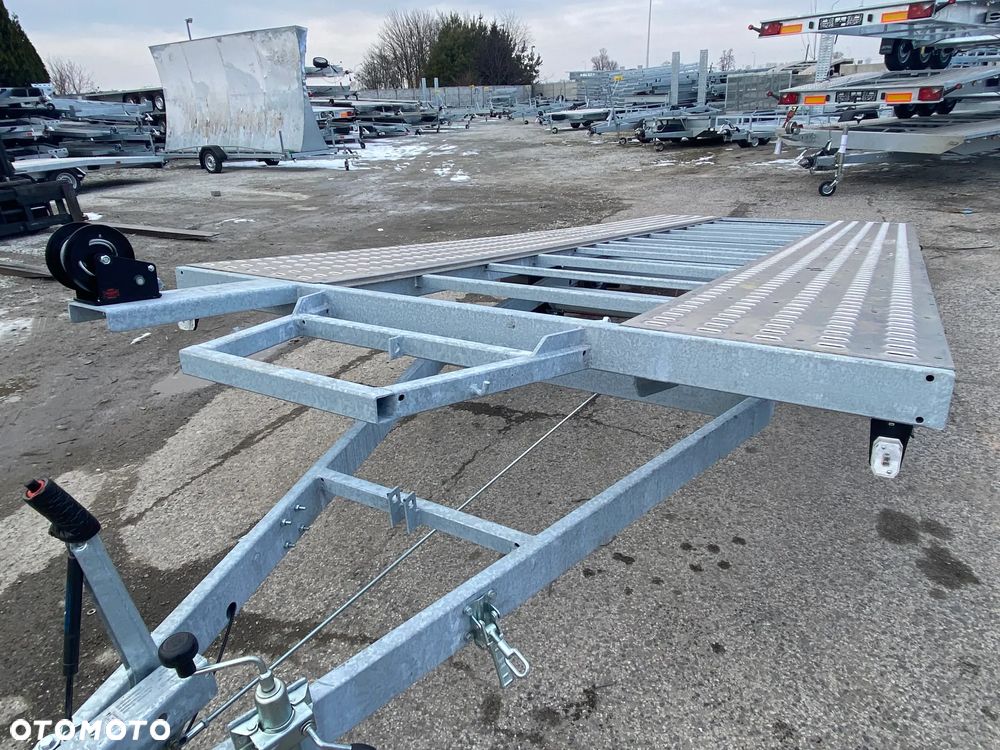 Boro Przyczepa uchylna 5,00 x 2,10 - 3