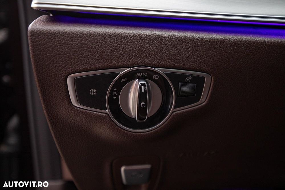 Mercedes-Benz CLS - 28