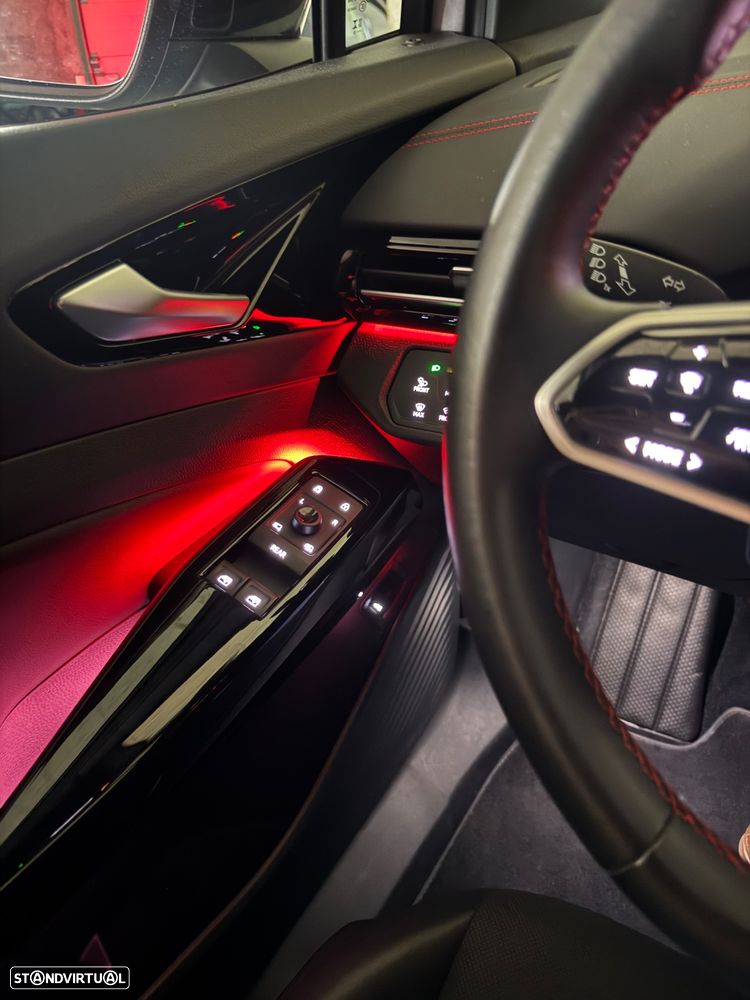 VW ID.4 77 kWh GTX - 36