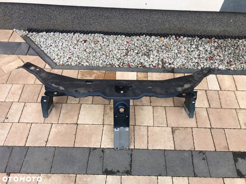 Dacia Doker Lodgy wzmocnienie przednie - 1