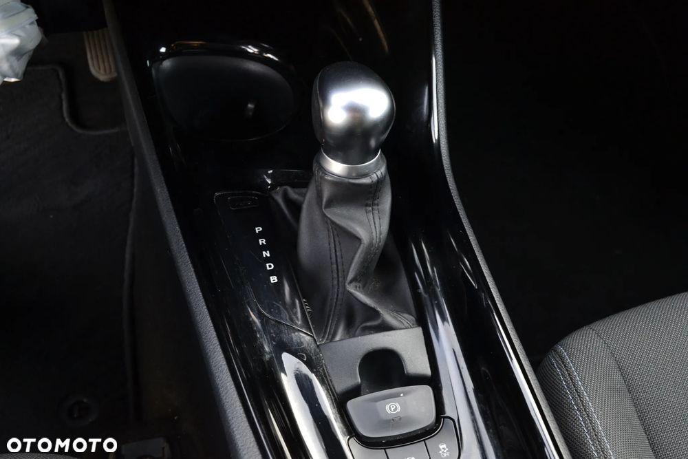 Toyota C-HR Style Selection - 8