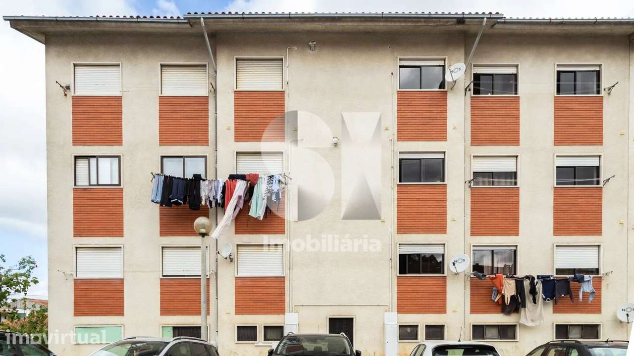 Apartamento T3 com suite no centro da Cidade de Seia - Grande imagem: 2/23