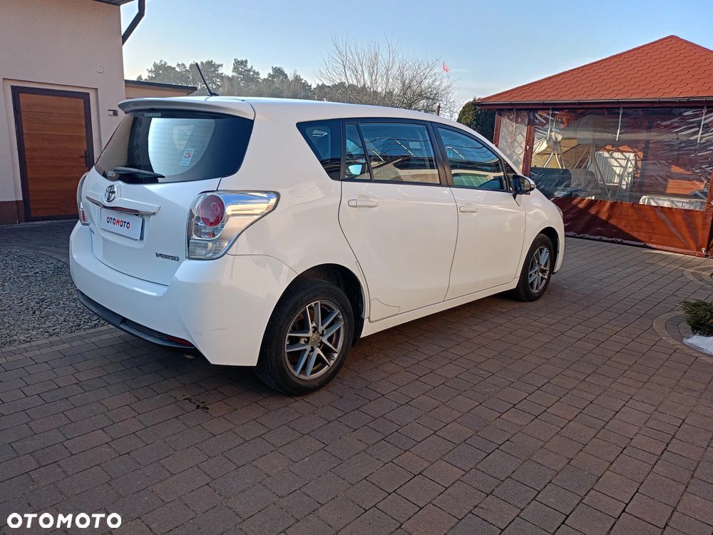 Toyota Verso 1.6 D-4D 5-Sitzer Start/Stop Comfort - 4