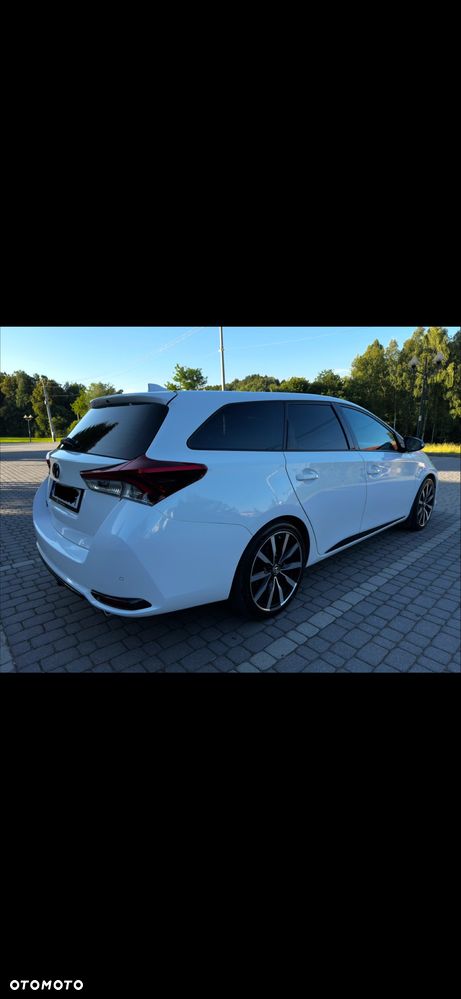 Toyota Auris - 5