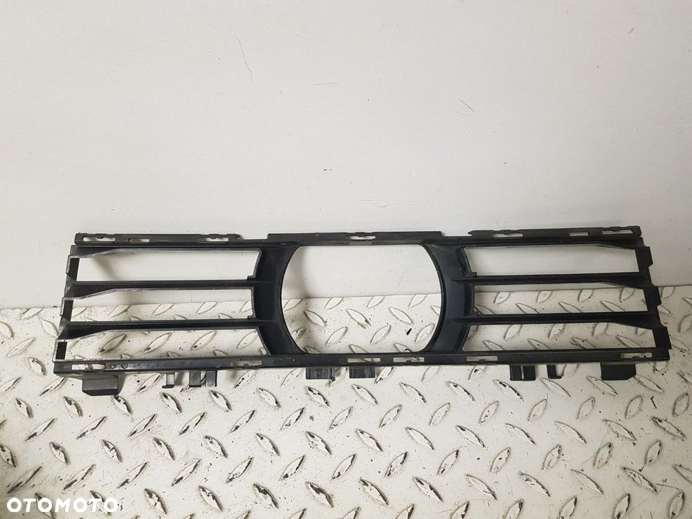 ORYGINALNA KRATKA ZDERZAKA SRODKOWA PRZEDNIA PRZÓD BMW 5 G30 G31 NIE CHINA! 7385268 - 3