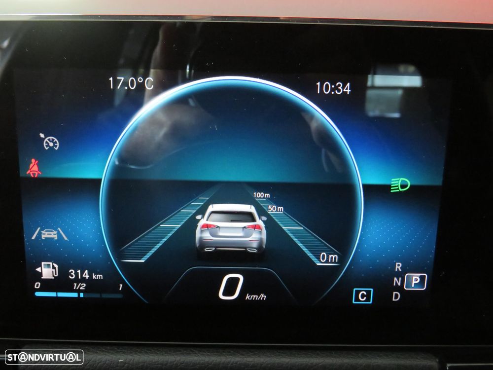 Mercedes-Benz GLA 180 d Style - 23