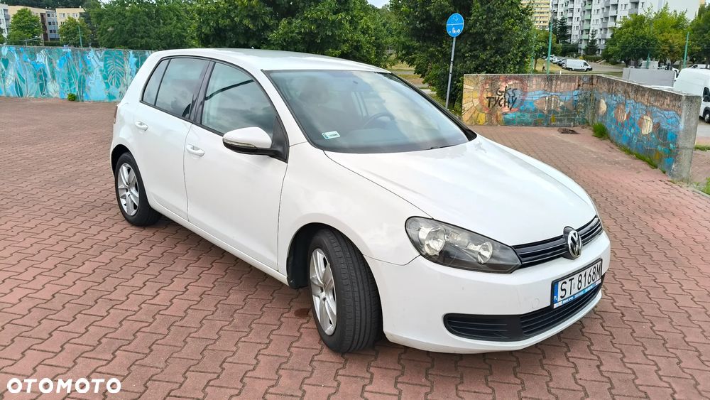 Volkswagen Golf - 2