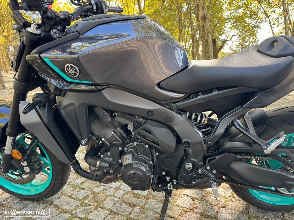 Yamaha MT-09 Y-AMT - 11