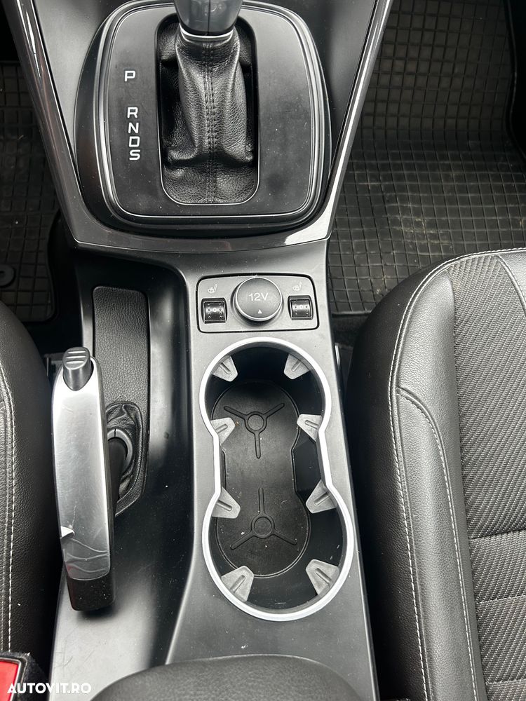 Ford Kuga 2.0 TDCi Powershift 4WD Titanium - 14