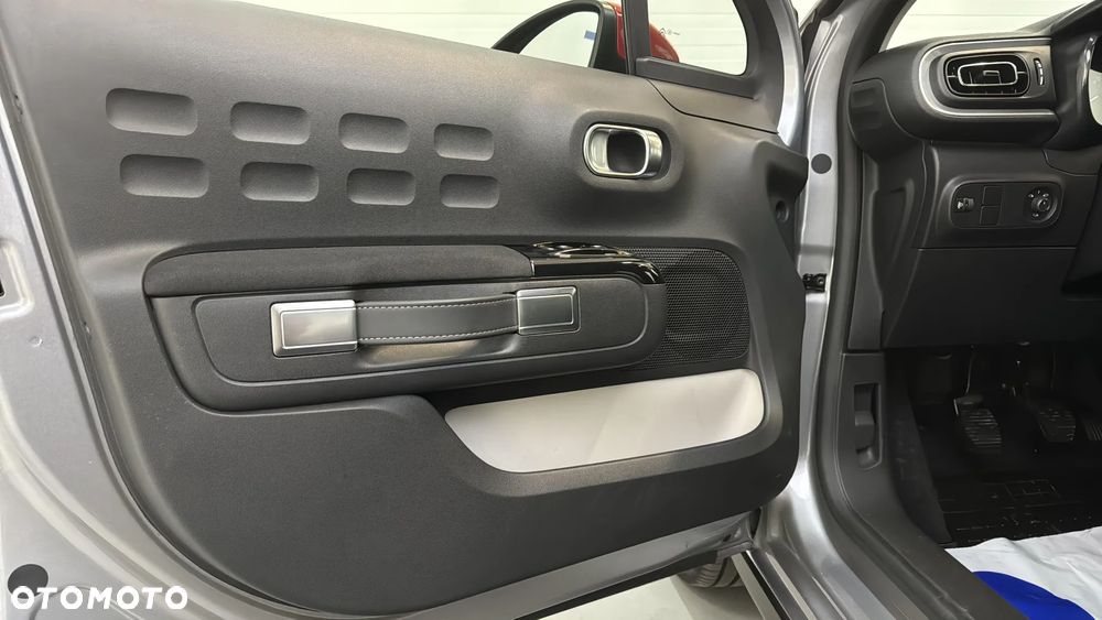 Citroën C3 1.2 PureTech Shine - 10