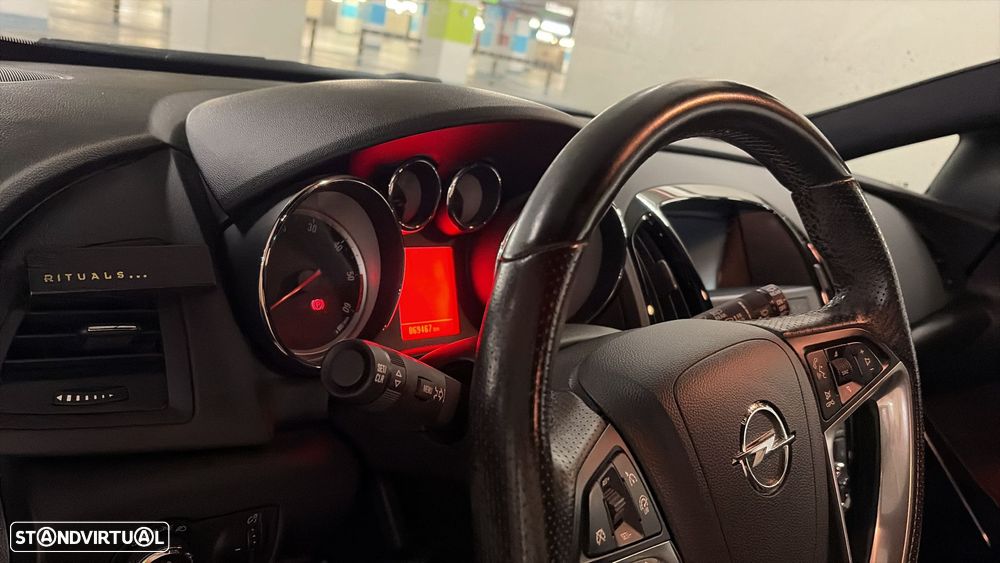 Opel Astra GTC 1.6 CDTi S/S J20 - 12