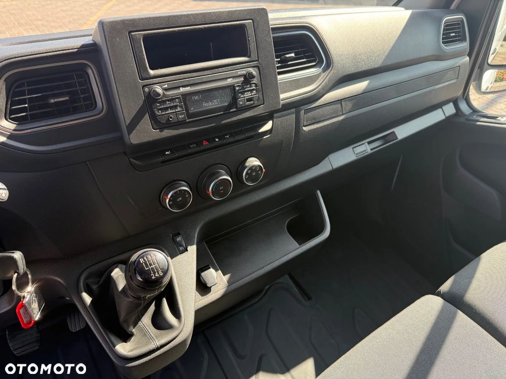 Renault Master - 19