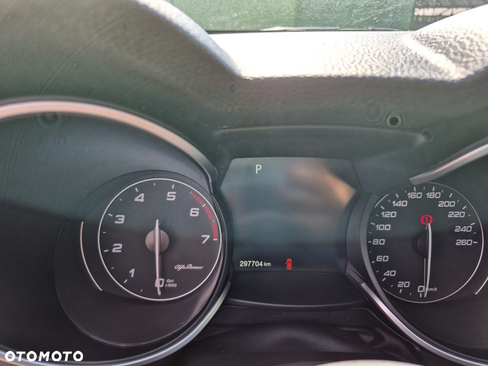 Alfa Romeo Stelvio 2.0 Turbo B-Tech Edition Q4 - 6