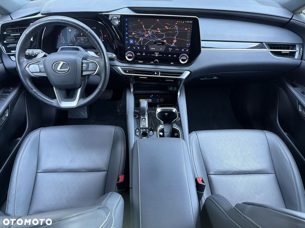 Lexus RX - 15