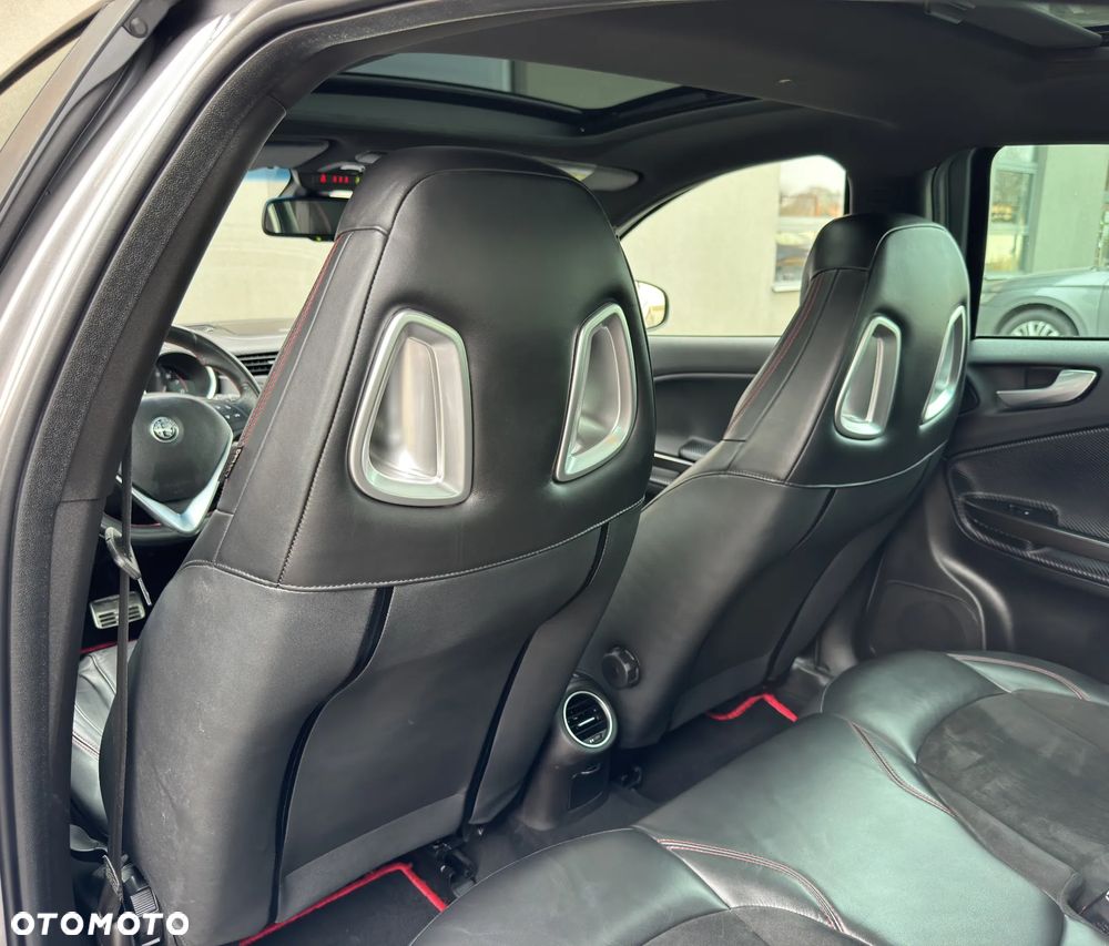 Alfa Romeo Giulietta 1.8 TBi 16V TCT Veloce - 32