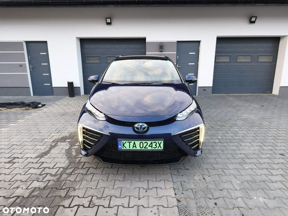 Toyota Mirai - 2