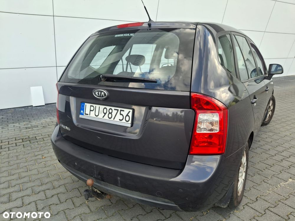 Kia Carens 2.0 EX - 13