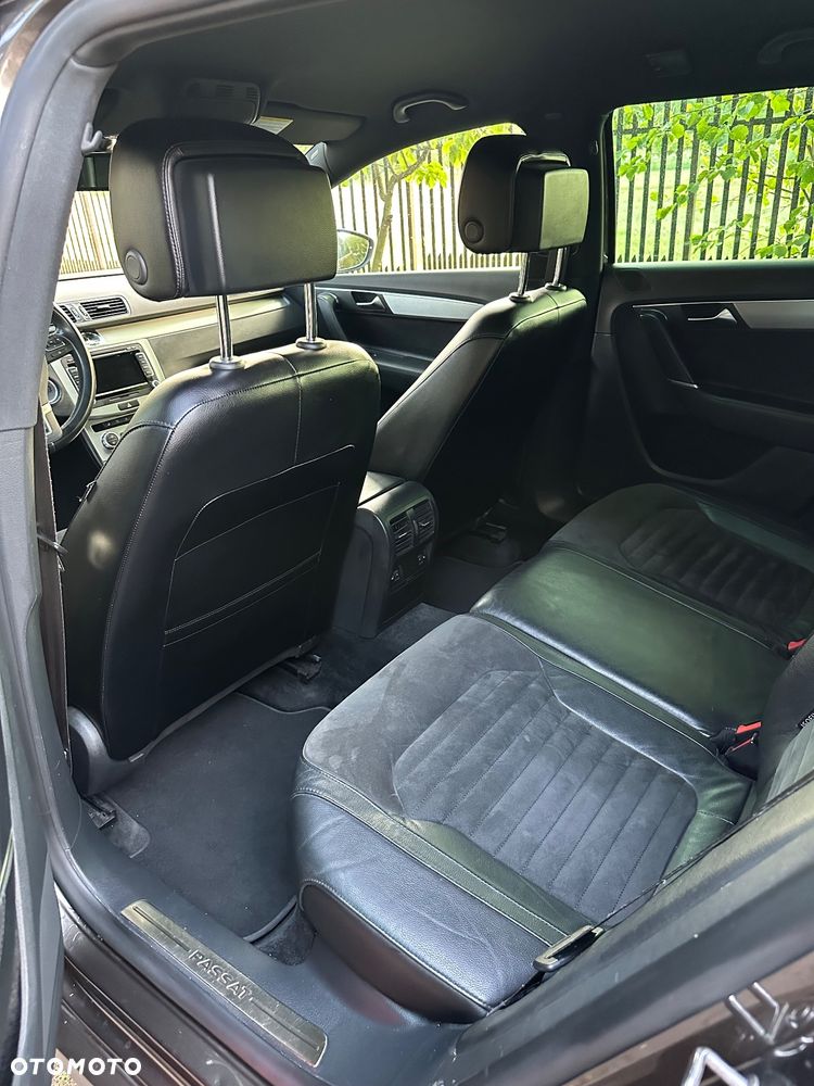 Volkswagen Passat Variant 2.0 TDI BlueMotion Technology Highline - 15