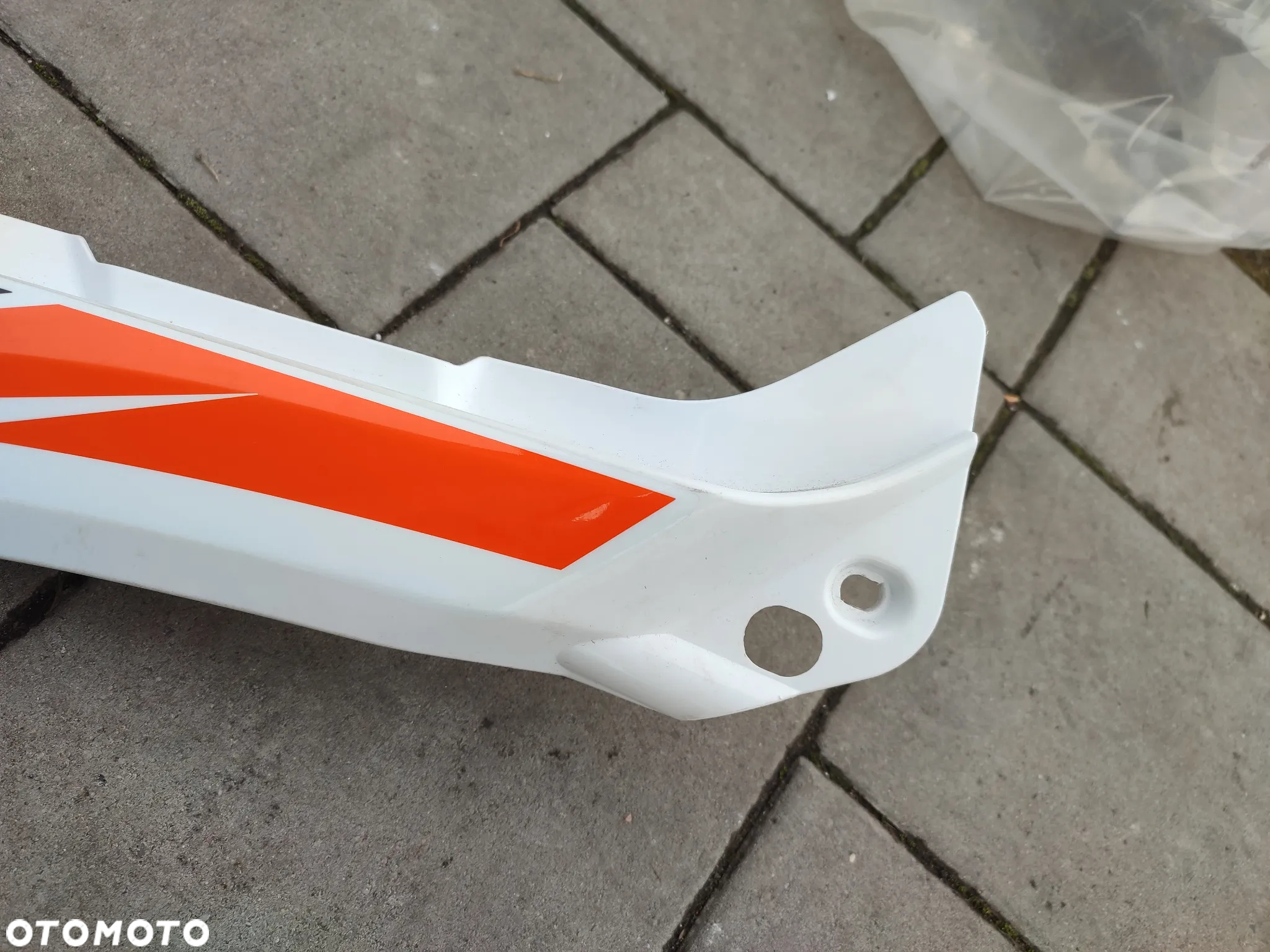 Owiewka, osłona lewa, bok, boczek lewy KTM 790 Adventure - 12