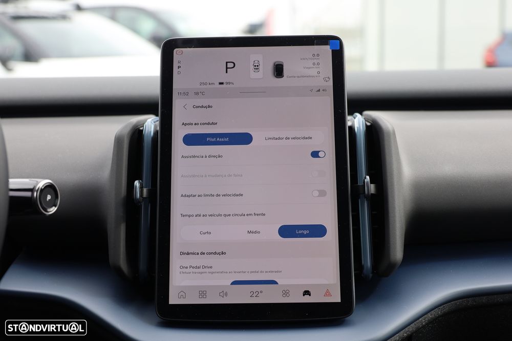 Volvo EX30 51 kWh Single Motor Black Edition - 37