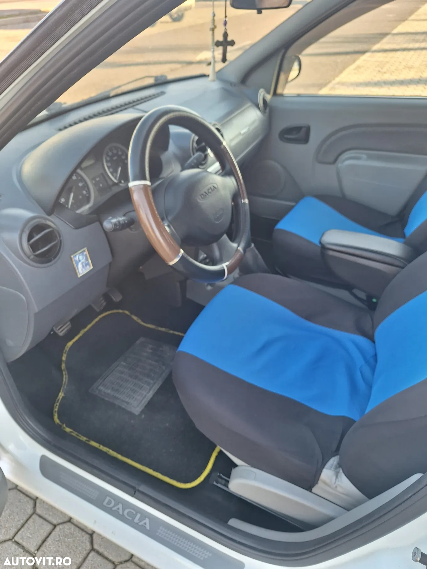 Dacia Logan - 12