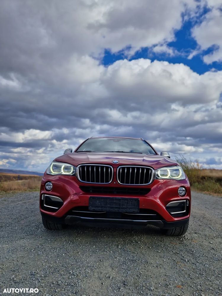 BMW X6 xDrive50i - 11