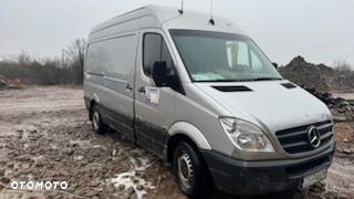 Mercedes-Benz Sprinter - 5