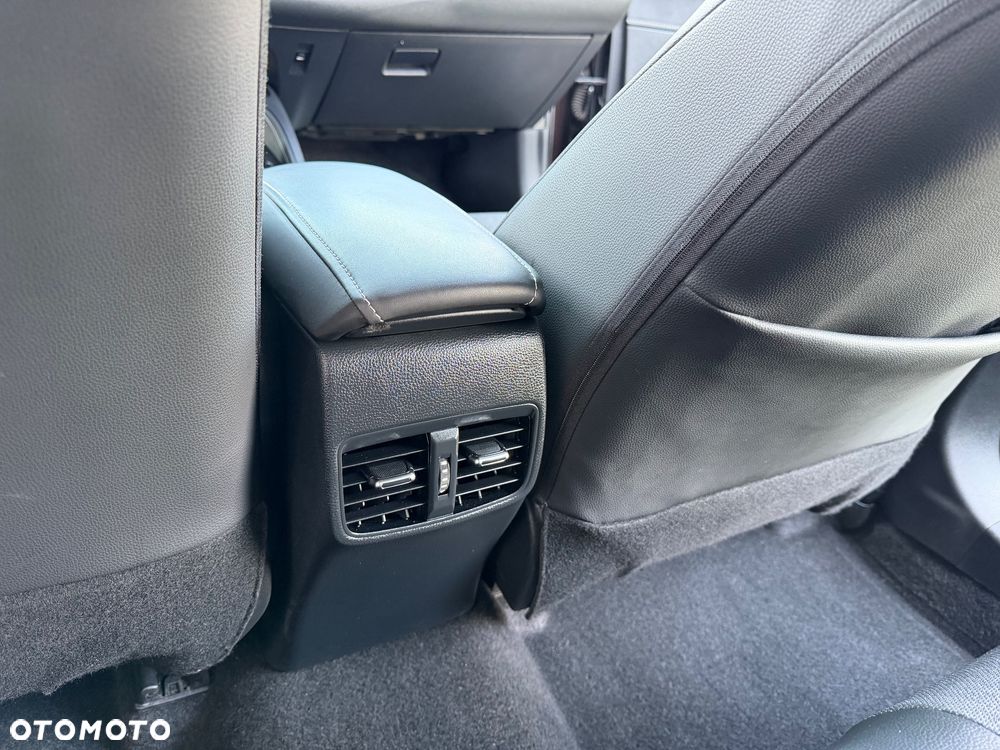 Toyota Corolla 1.8 Hybrid Style - 33