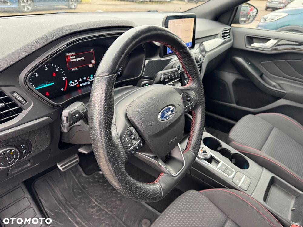 Ford Focus Turnier 1.5 EcoBlue Start-Stopp-System ST-LINE - 27