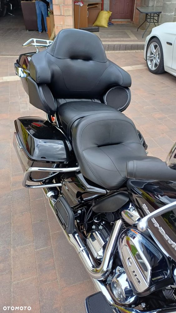 Harley-Davidson FLH Electra Glide - 14