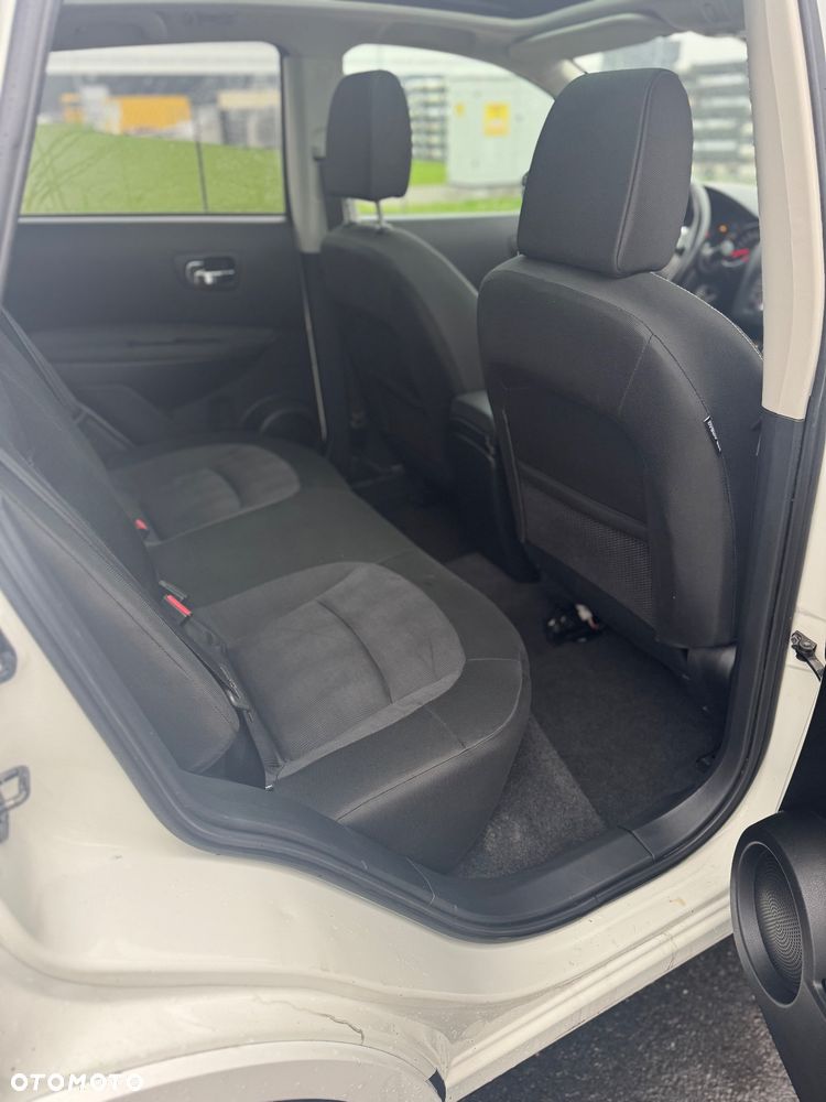 Nissan Qashqai 2.0 dCi DPF I-Way - 13