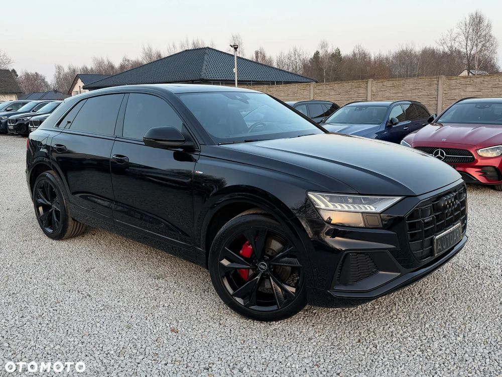 Audi Q8 - 21