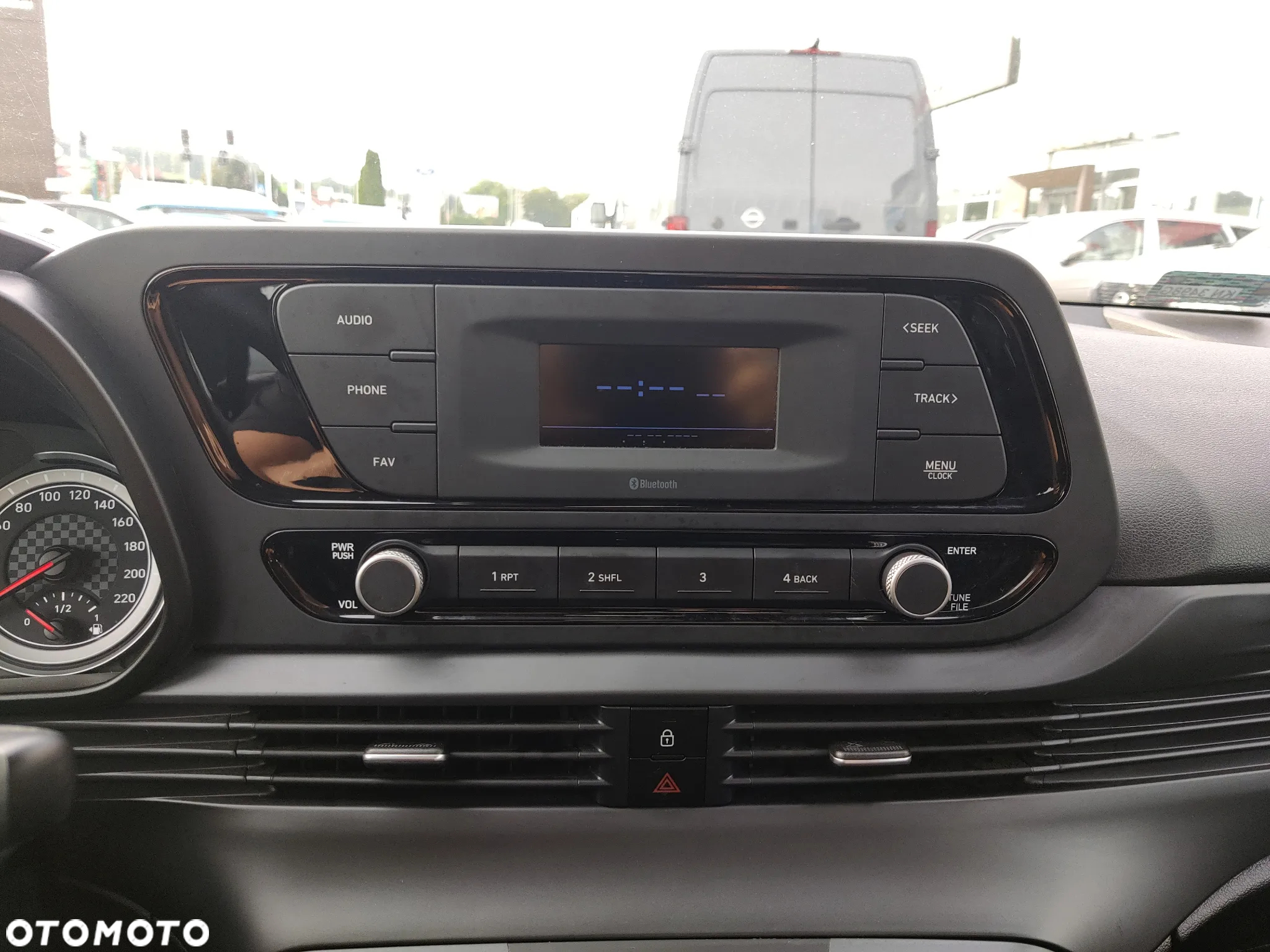 Hyundai i20 1.2 Pure - 10