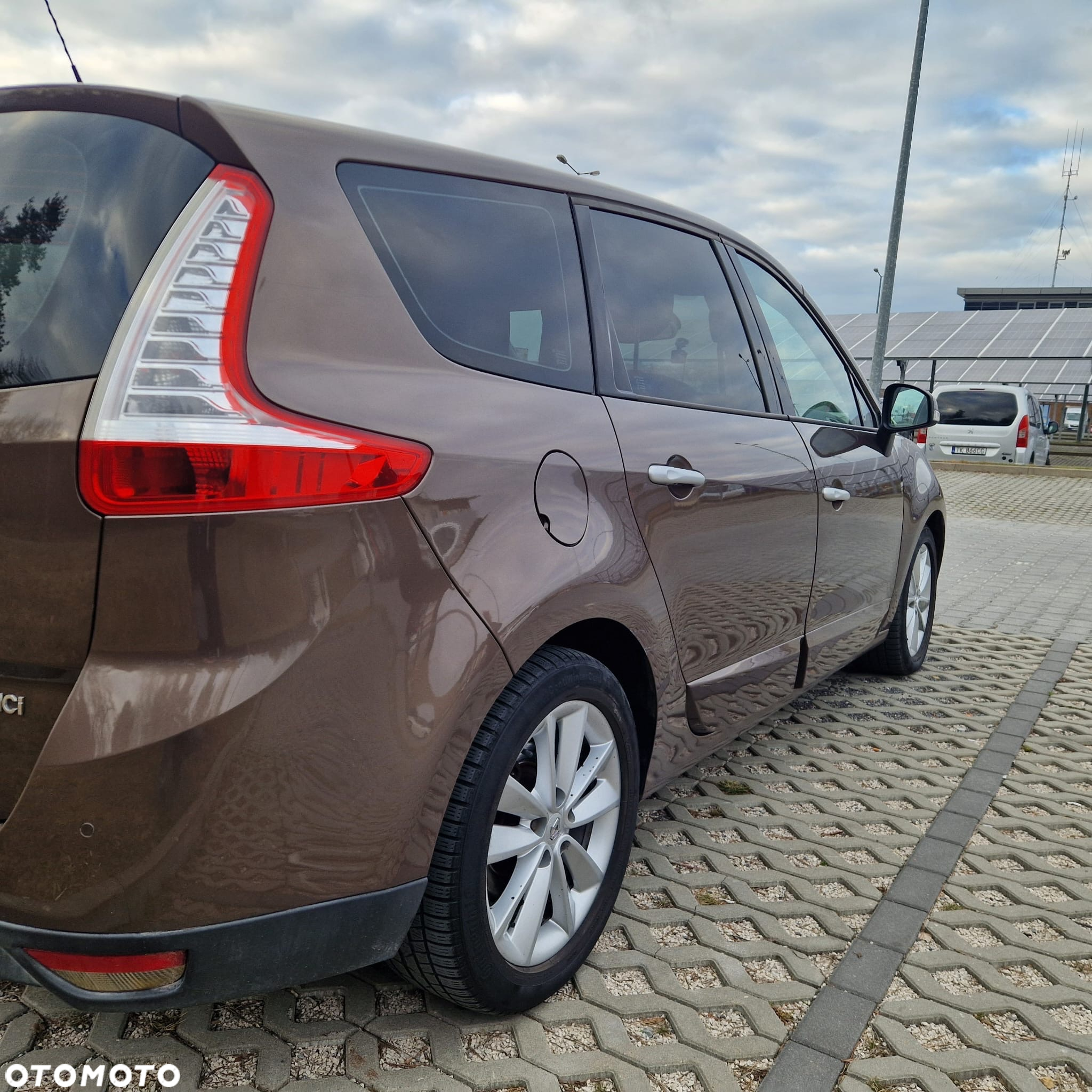 Renault Scenic - 8