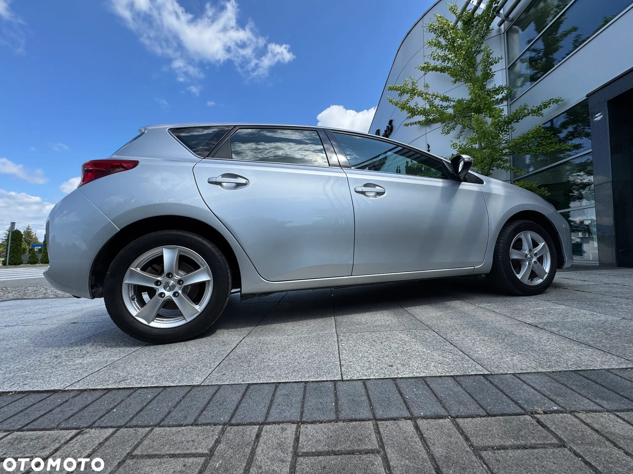 Toyota Auris - 4