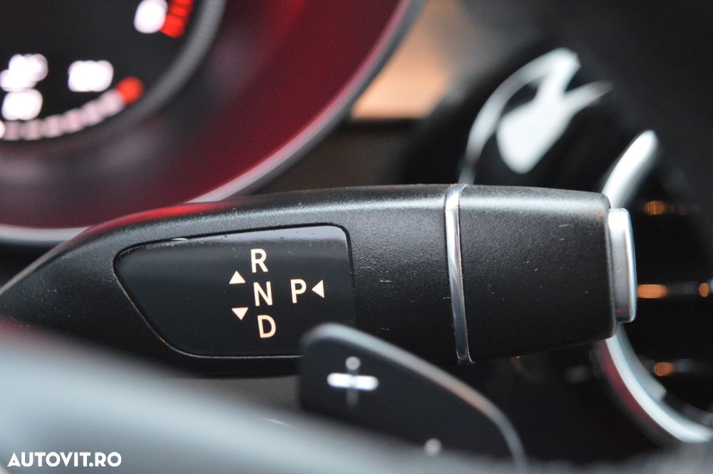 Mercedes-Benz GLC 250 d 4MATIC 9G-TRONIC - 34