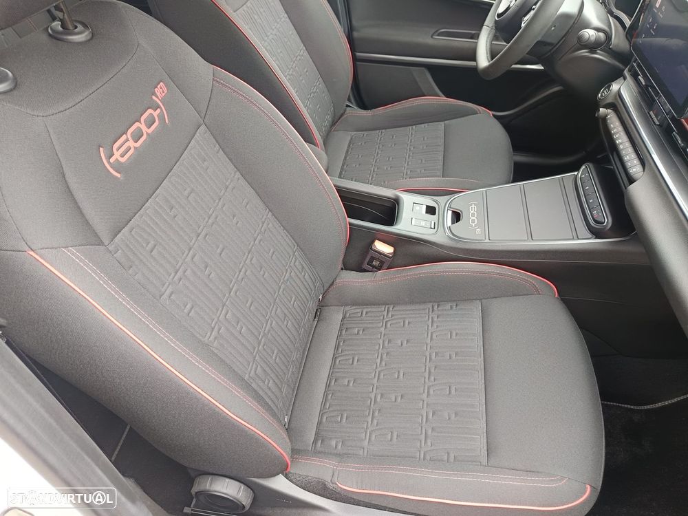 Fiat 600e 54 kWh (RED) - 42
