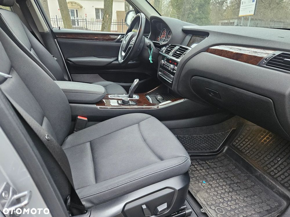 BMW X3 xDrive20d xLine - 16