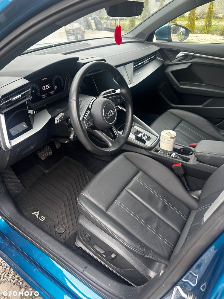 Audi A3 Limousine 40 TFSI quattro S tronic S line - 8
