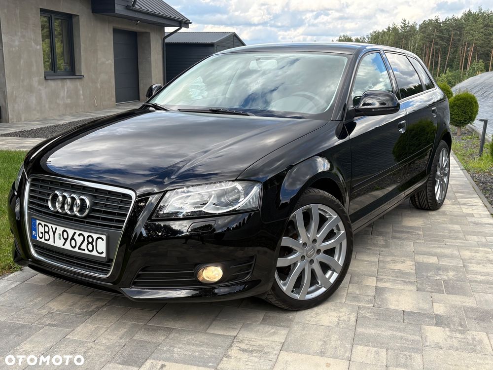 Audi A3 Sportback - 1