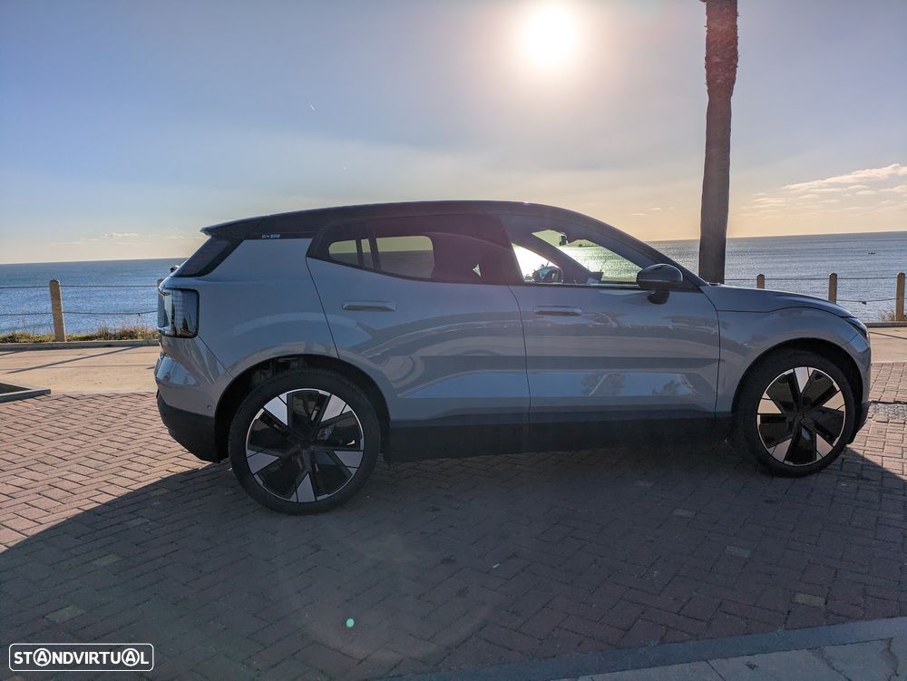 Volvo EX30 69 kWh Single Motor Extended Range Ultra - 3