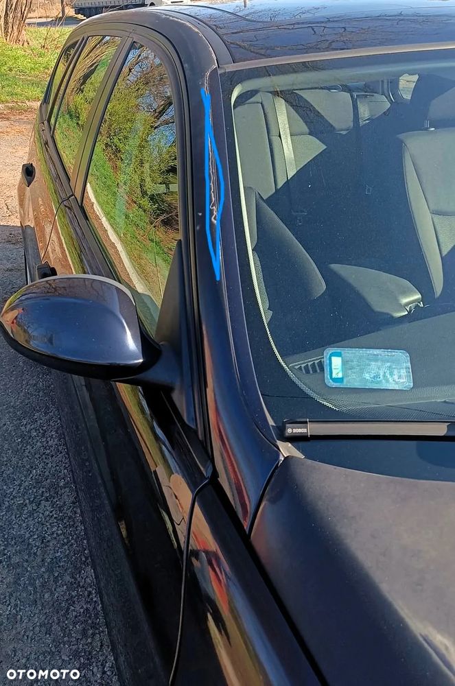 BMW Seria 3 320d DPF Edition Fleet Sport - 12