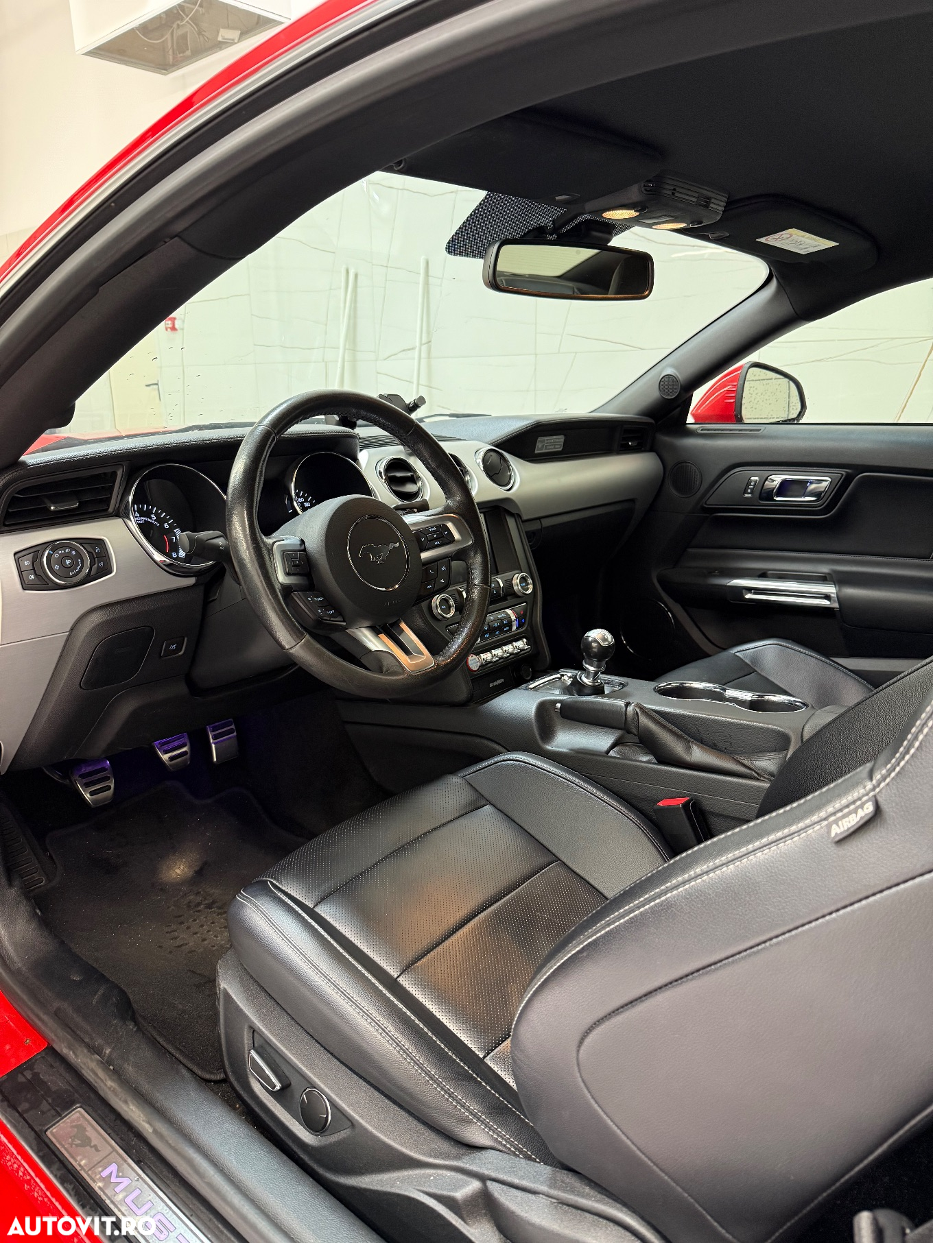 Ford Mustang 2.3 EcoBoost - 9