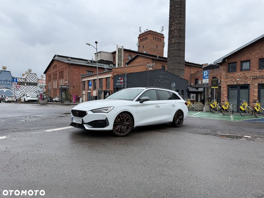 Cupra Leon Sportstourer 2.0 TSI 4Drive VZ DSG - 2