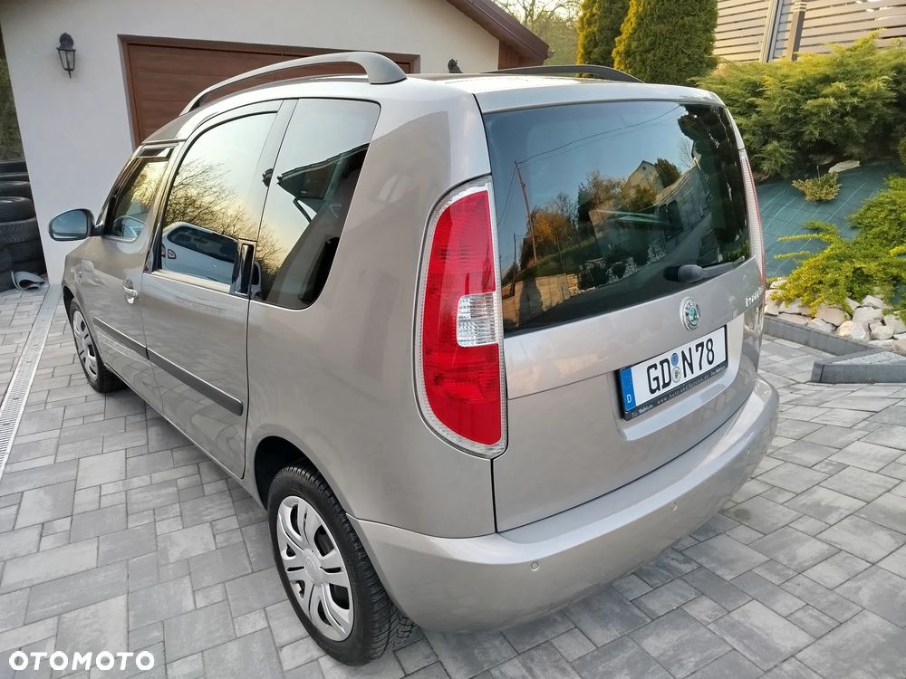 Skoda Roomster 1.6 16V Comfort PLUS EDITION - 4