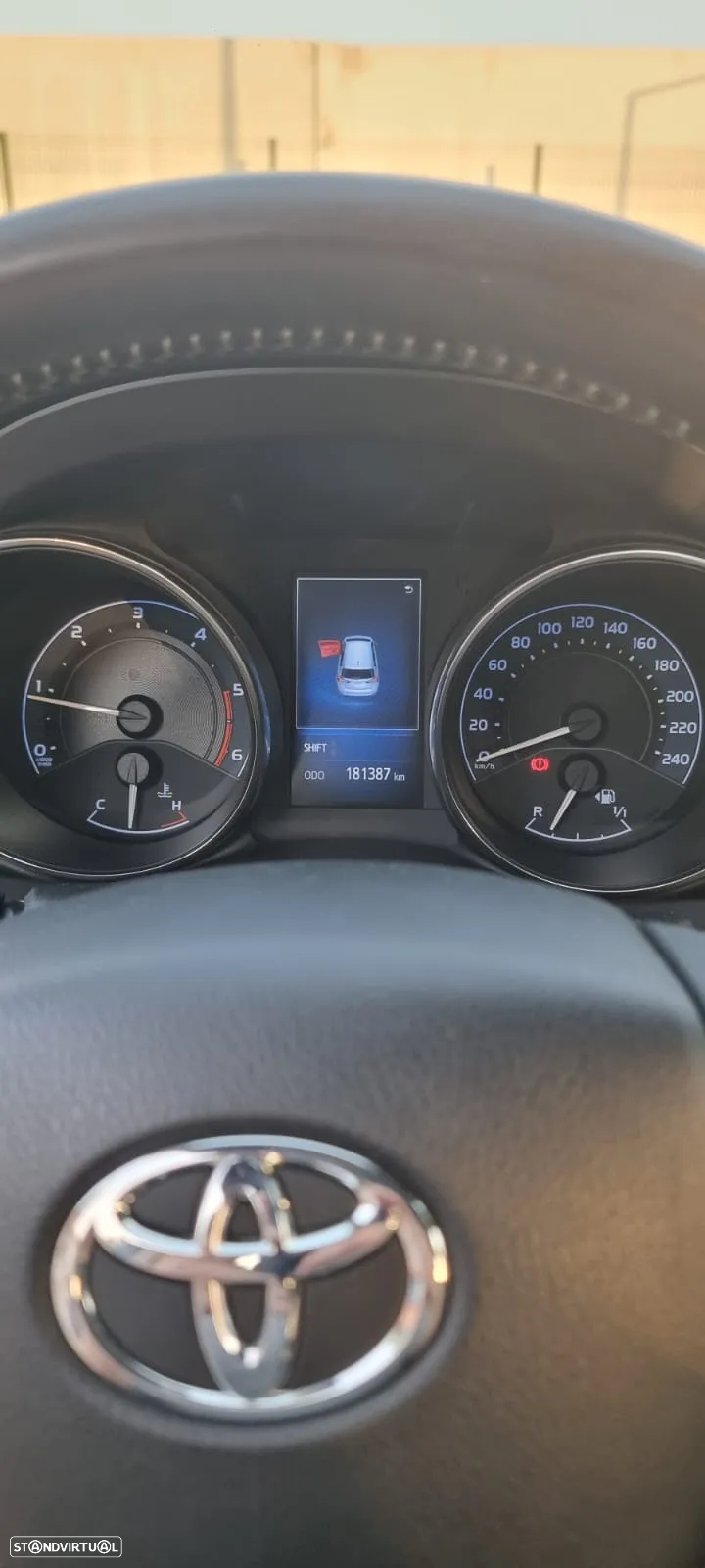 Toyota Auris 1.6 D-4D Comfort+Navi - 9