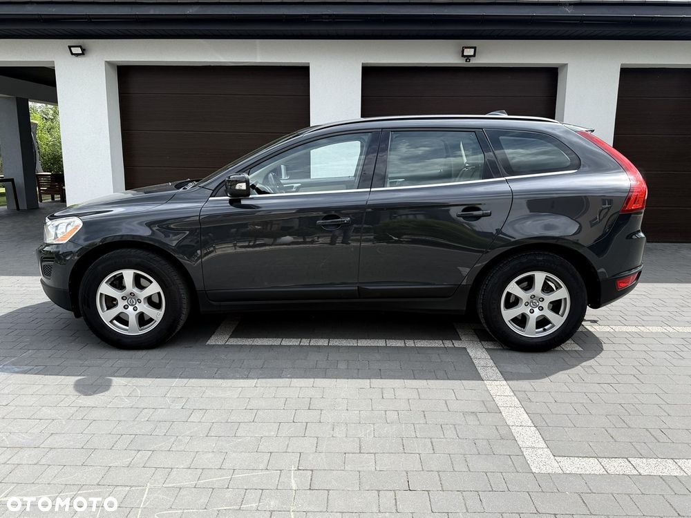 Volvo XC 60 DRIVe Momentum - 3