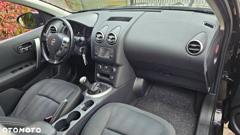 Nissan Qashqai - 24